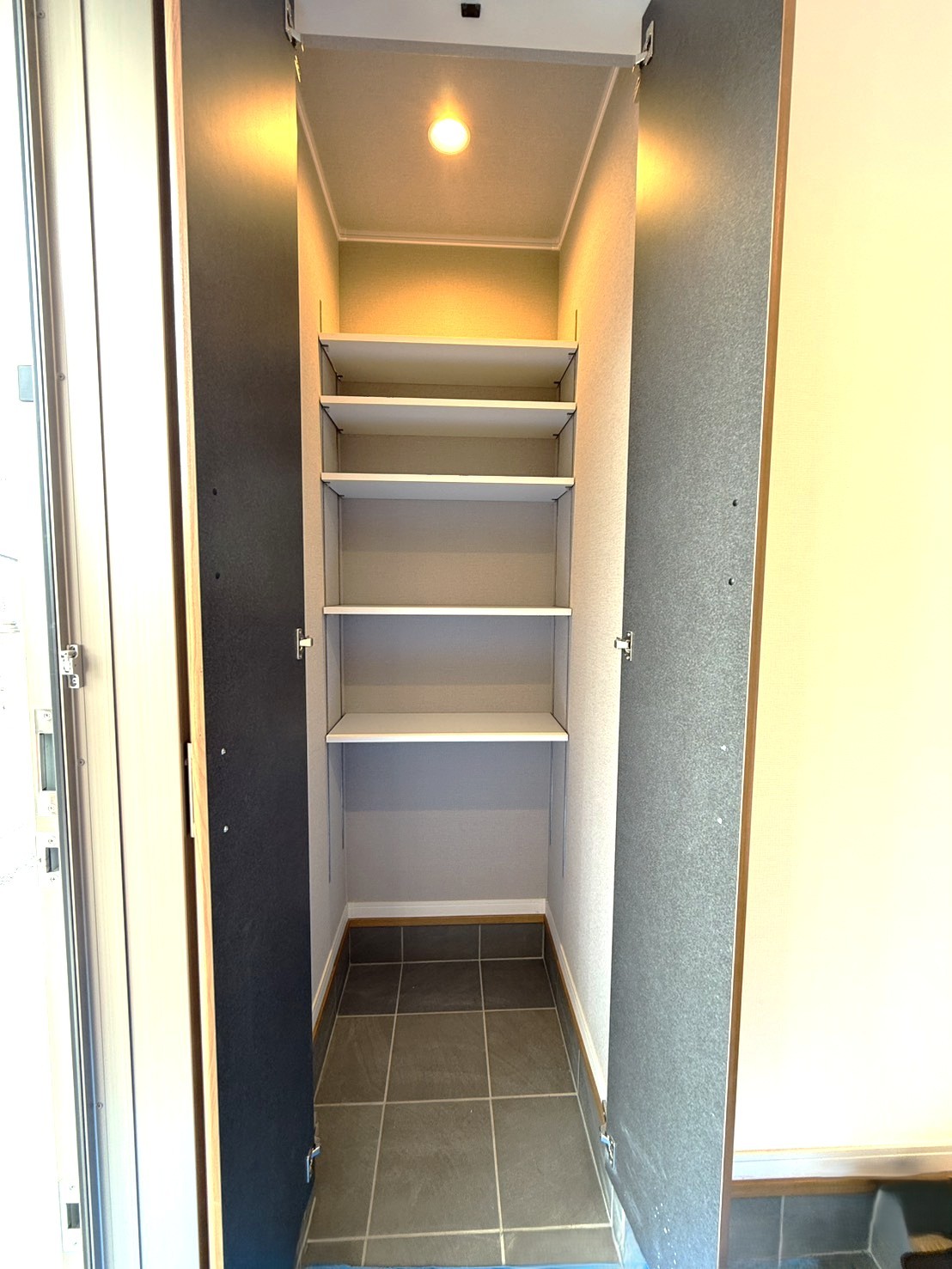 シューズクローク